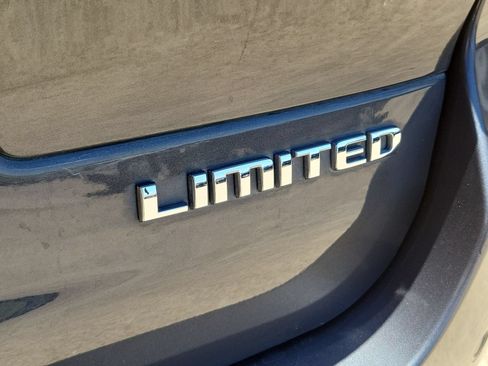 Used 2022 Jeep Grand Cherokee L Limited AWD/4WD image 33