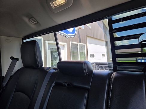 Used 2017 RAM 1500 Laramie w/ Convenience Group AWD/4WD image 20