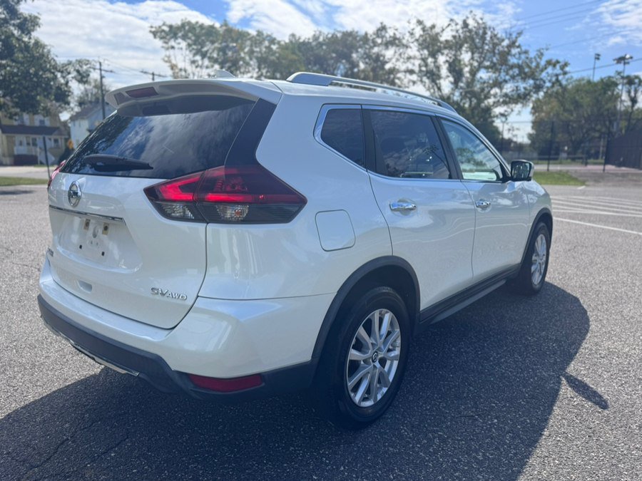 Used 2018 Nissan Rogue SV w/ Premium Package AWD/4WD image 7