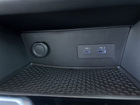 New 2025 Nissan Pathfinder SV w/ Cargo Package image 14