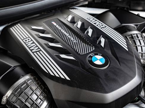 Used 2020 BMW X6 M50i AWD/4WD image 48