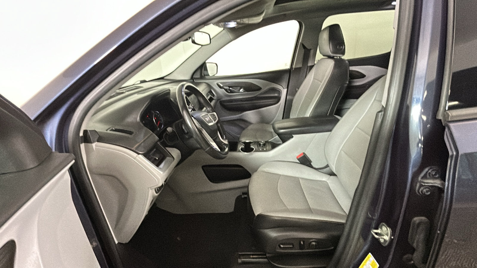 Used 2018 GMC Terrain SLT w/ Preferred Package AWD/4WD image 14