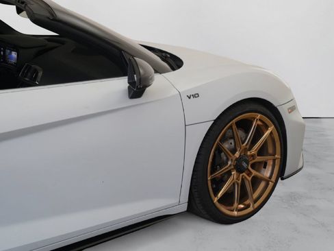 Used 2020 Audi R8 V10 w/ Carbon Exterior Package AWD/4WD image 43