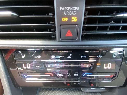 Used 2025 Volkswagen Jetta Sport FWD image 24