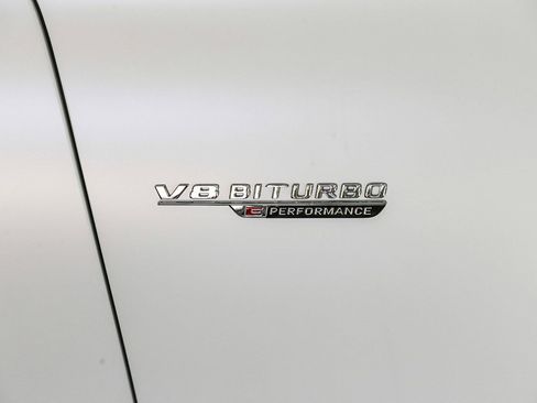 Used 2024 Mercedes-Benz S 63 AMG S image 11