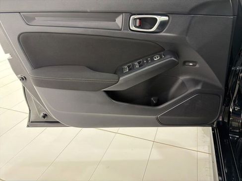 Used 2022 Honda Civic Sport image 10