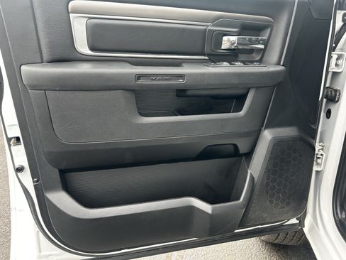 Used 2024 RAM 1500 Warlock AWD/4WD image 12