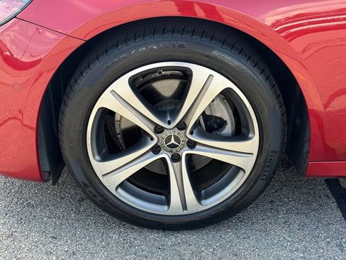 Used 2018 Mercedes-Benz E 300 4MATIC image 10