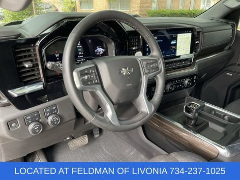 Used 2024 Chevrolet Silverado 1500 LT Trail Boss w/ Convenience Package II AWD/4WD image 10