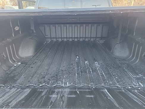 Used 2017 GMC Canyon SLE w/ All Terrain Package image 26