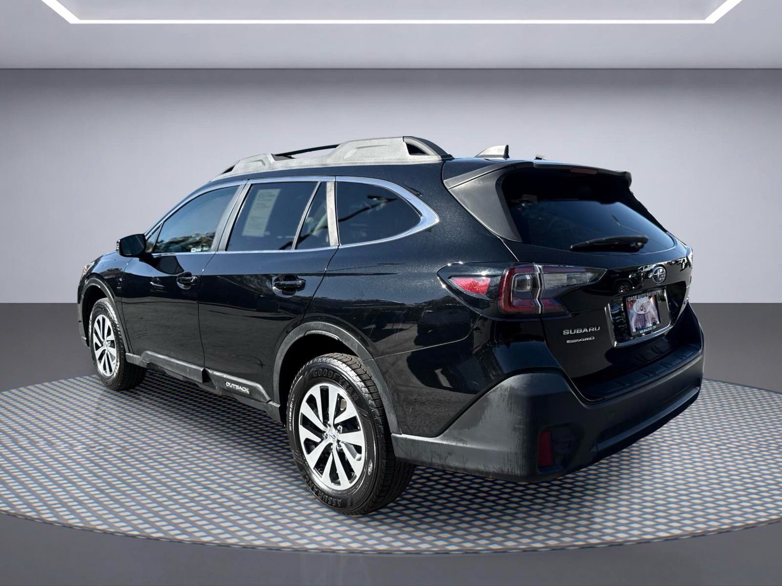 Used 2021 Subaru Outback Premium AWD/4WD image 4