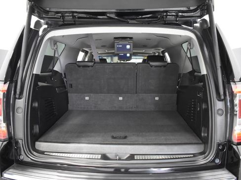 Used 2017 GMC Yukon XL Denali w/ Open Road Package AWD/4WD image 43