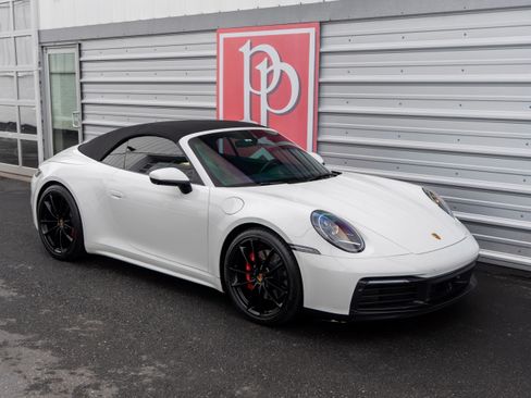 Used 2020 Porsche 911 Carrera 4S image 44