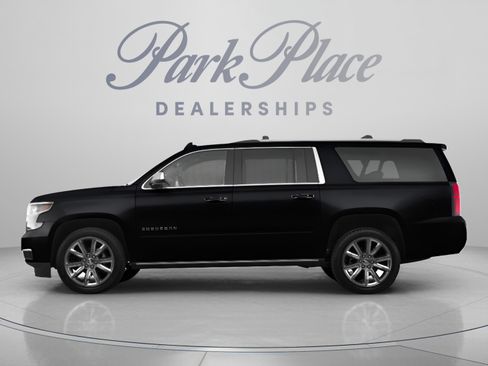 Used 2017 Chevrolet Suburban Premier RWD image 2