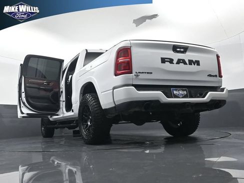 Used 2025 RAM 1500 Limited AWD/4WD image 30