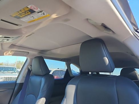 Used 2022 Lexus RX 350L Premium image 16