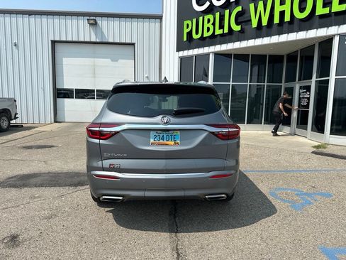 Used 2021 Buick Enclave Avenir w/ Avenir Technology Package AWD/4WD image 8