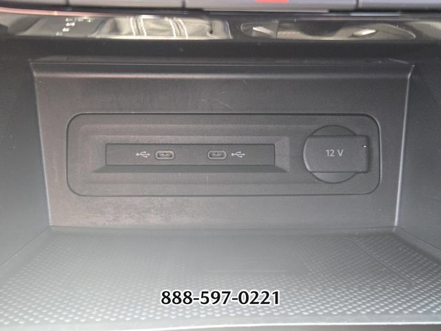Used 2022 Volkswagen Atlas Cross Sport SE w/ Panoramic Sunroof Package FWD image 26