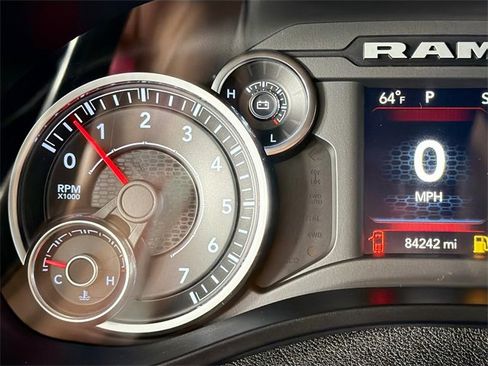 Used 2019 RAM 1500 Big Horn image 13