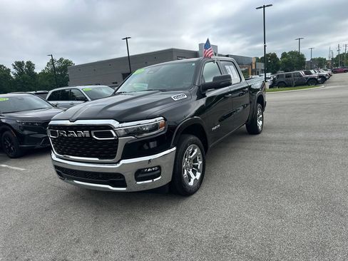 Certified 2025 RAM 1500 Big Horn AWD/4WD image 4