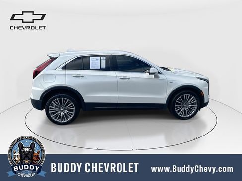 Used 2024 Cadillac XT4 Premium Luxury FWD image 9