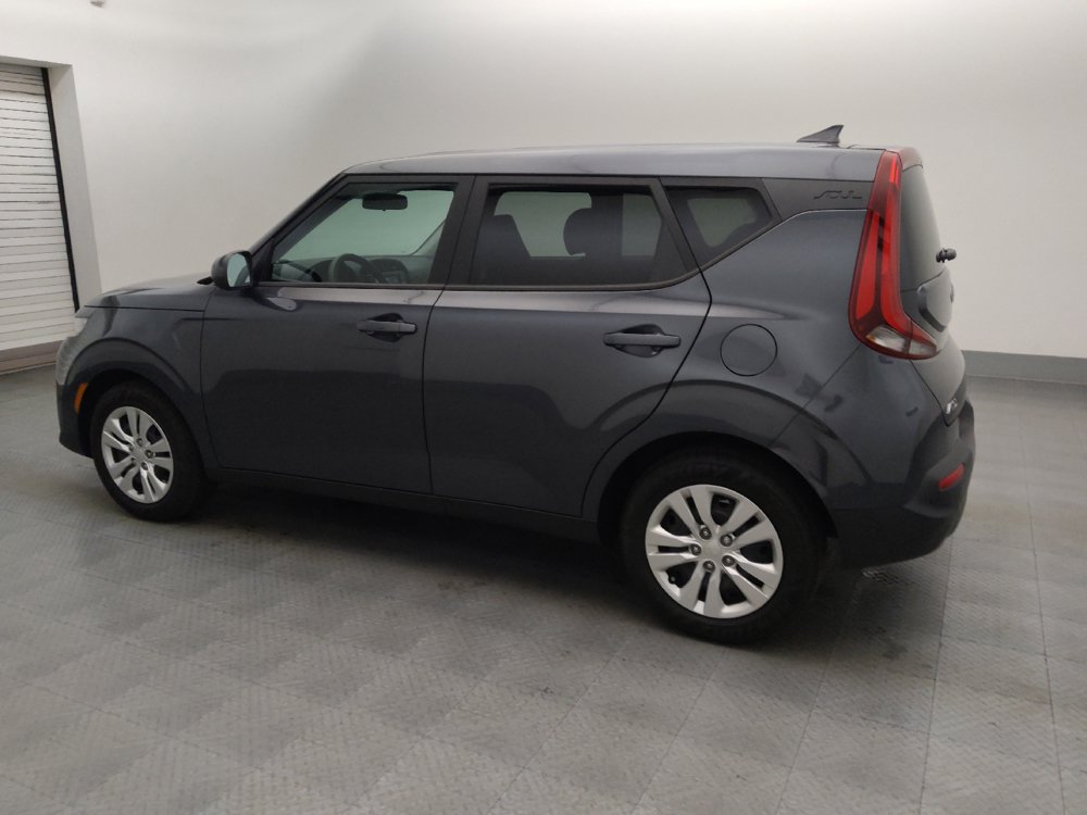 Used 2021 Kia Soul LX FWD image 3