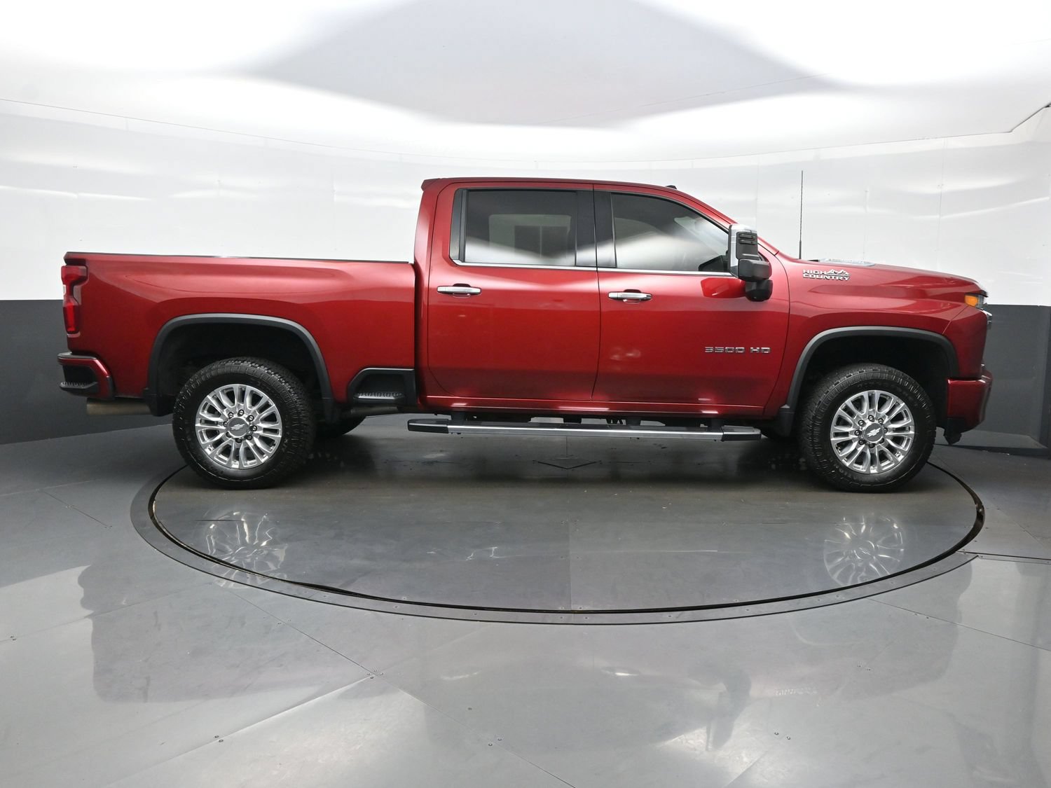 Used 2020 Chevrolet Silverado 3500 High Country w/ Technology Package AWD/4WD image 10