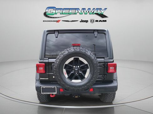 Used 2018 Jeep Wrangler Unlimited Rubicon AWD/4WD image 2