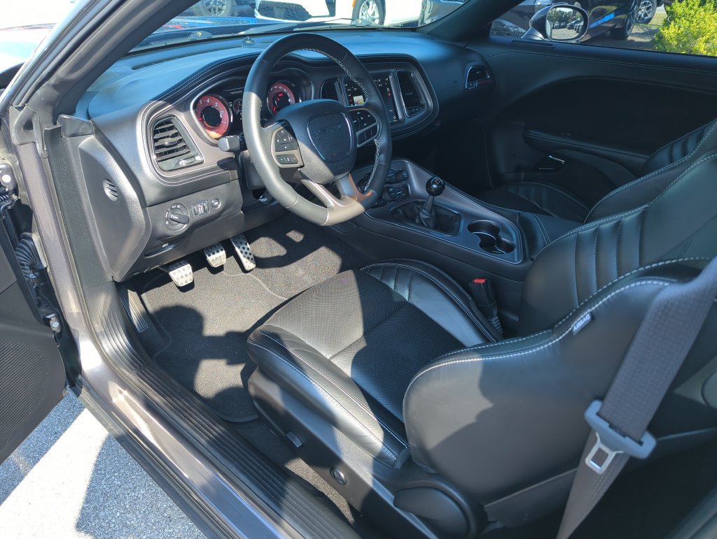 Used 2023 Dodge Challenger SRT Hellcat RWD image 10