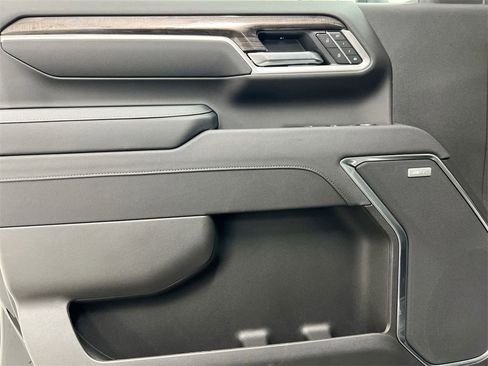 New 2025 Chevrolet Silverado 2500 LTZ w/ LTZ Premium Package image 22