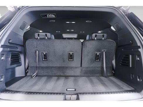 Used 2026 Chevrolet Traverse LT AWD/4WD image 42