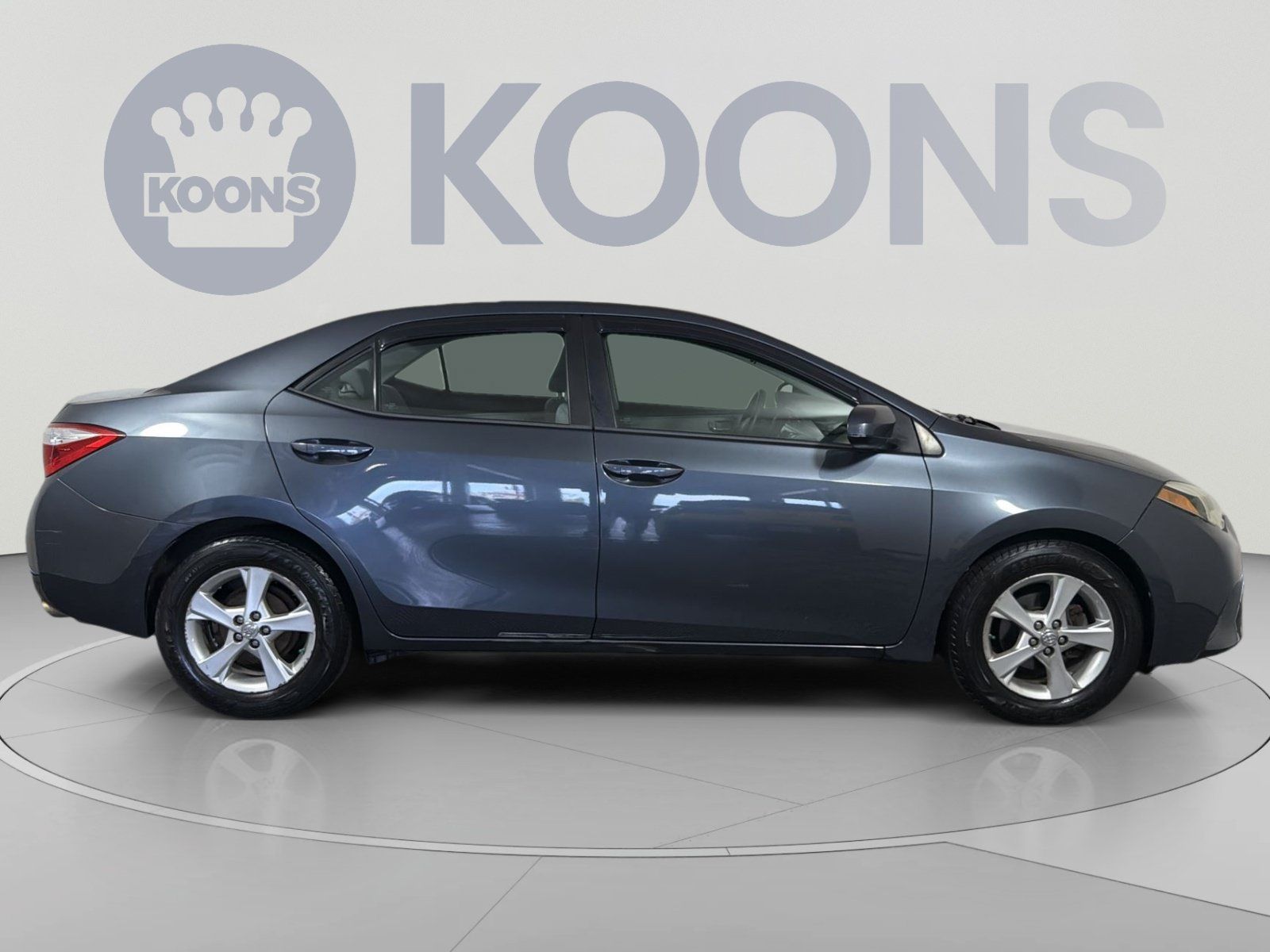 Used 2015 Toyota Corolla LE FWD image 8
