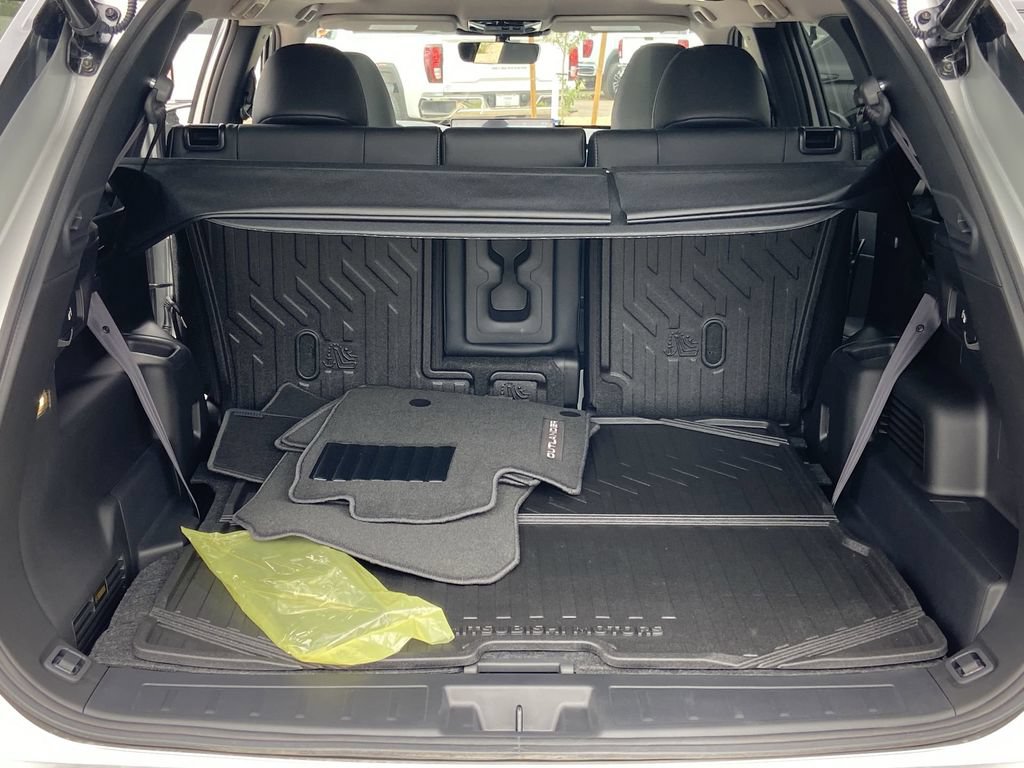 New 2026 Mitsubishi Outlander SE FWD image 23