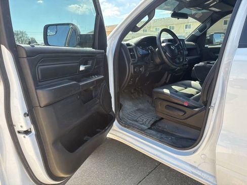 Used 2022 RAM 1500 Tradesman image 9
