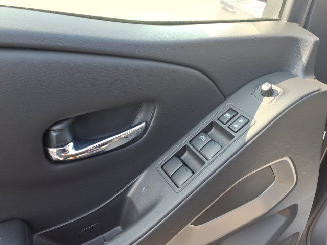 Used 2025 Nissan Frontier SV w/ SV Convenience Package RWD image 13