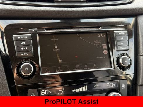 Used 2019 Nissan Rogue SV w/ Premium Package AWD/4WD image 20