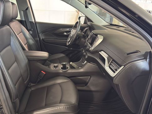 Used 2023 GMC Terrain SLT FWD image 17