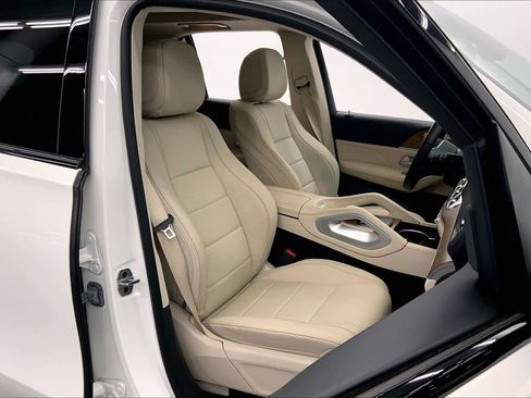 Certified 2022 Mercedes-Benz GLE 350 4MATIC image 11