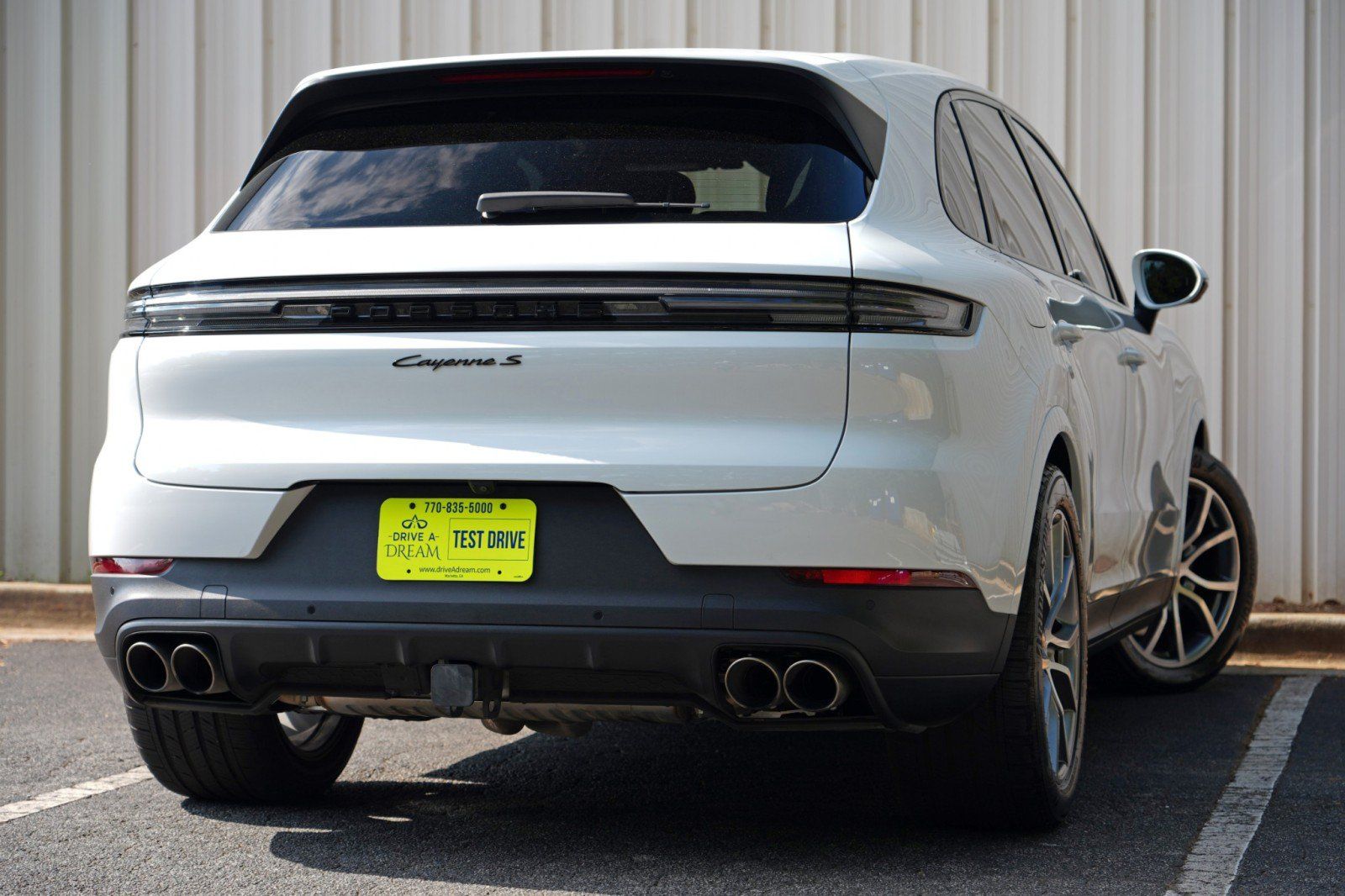 Used 2024 Porsche Cayenne S w/ Sport Chrono Package AWD/4WD image 5