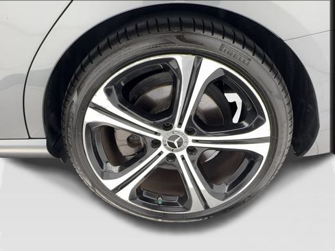 Used 2023 Mercedes-Benz C 300 Sedan w/ Exclusive Trim Package image 12