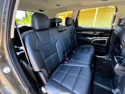 Used 2020 Kia Telluride EX AWD/4WD image 20