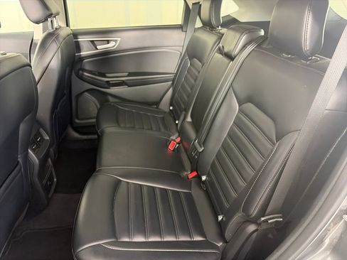 Certified 2024 Ford Edge SEL image 13