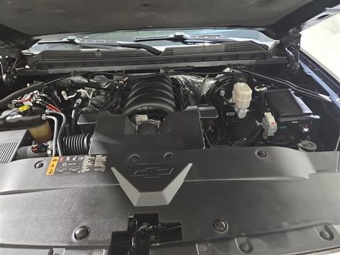 Used 2018 Chevrolet Silverado 1500 LT w/ LT Fleet Convenience Package image 11