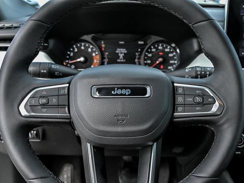 Used 2024 Jeep Compass Limited AWD/4WD image 21