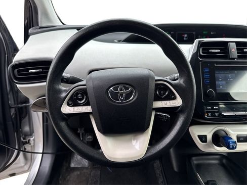 Used 2017 Toyota Prius Two image 20
