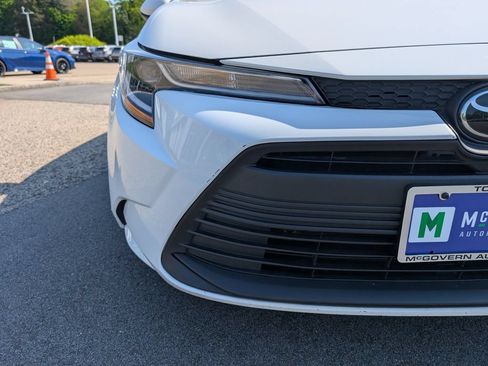Used 2023 Toyota Corolla LE FWD image 10