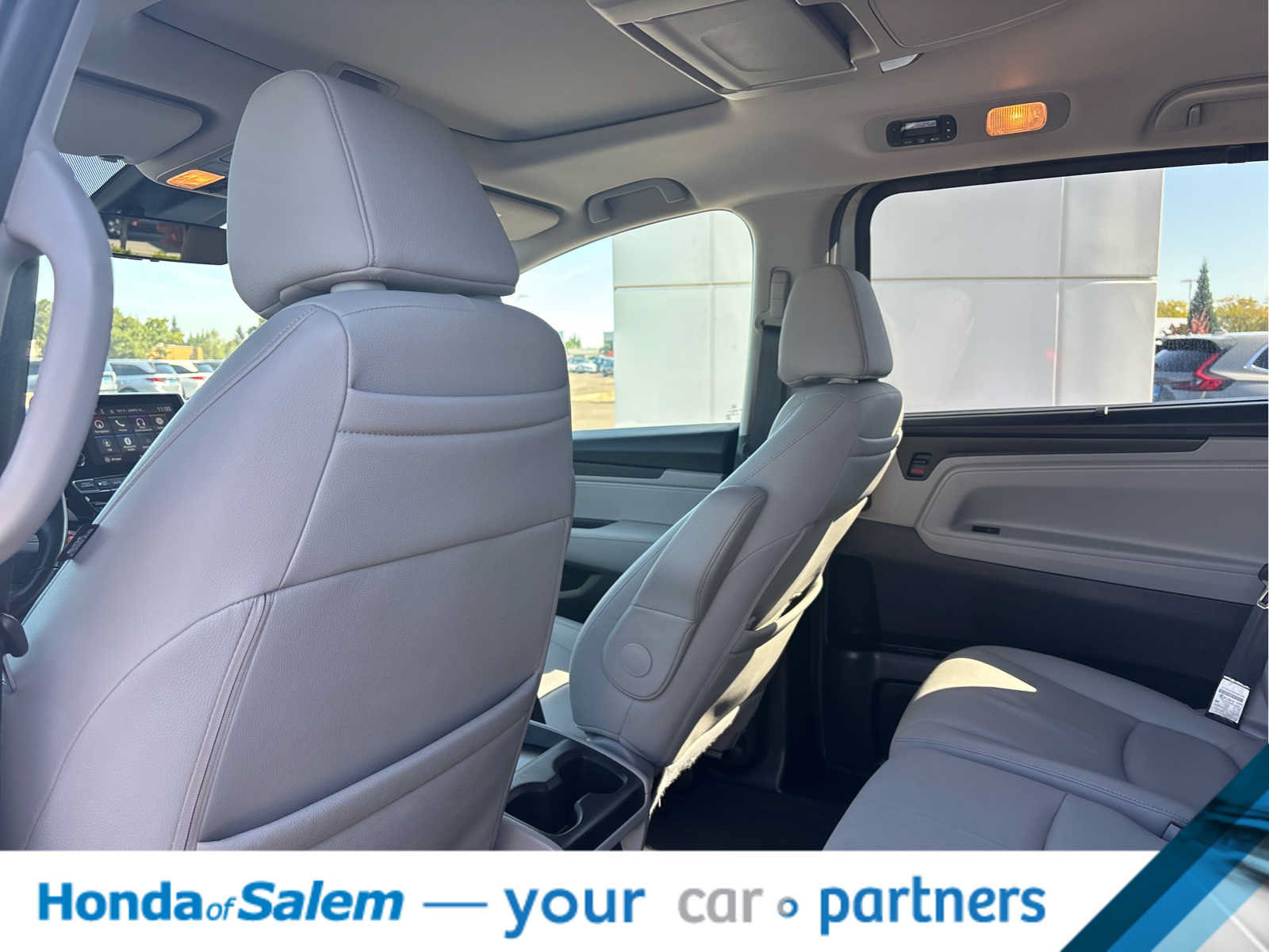 Used 2018 Honda Odyssey EX-L image 12