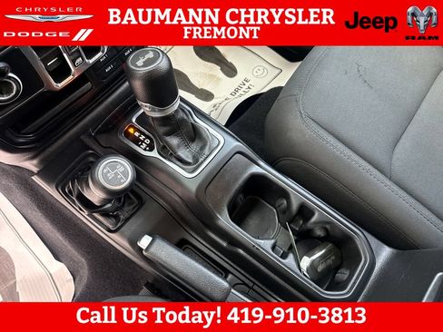 Used 2022 Jeep Wrangler Unlimited Sport AWD/4WD image 24