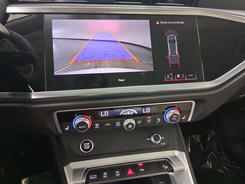 New 2025 Audi Q3 2.0T Premium w/ Convenience Package image 23