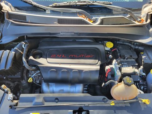 Used 2017 Jeep Compass Latitude w/ Popular Equipment Group image 16